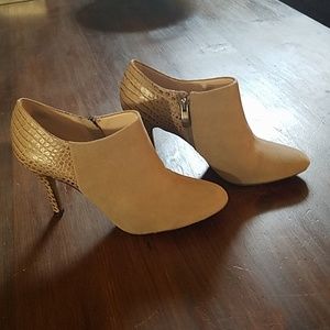 Vince Camito booties